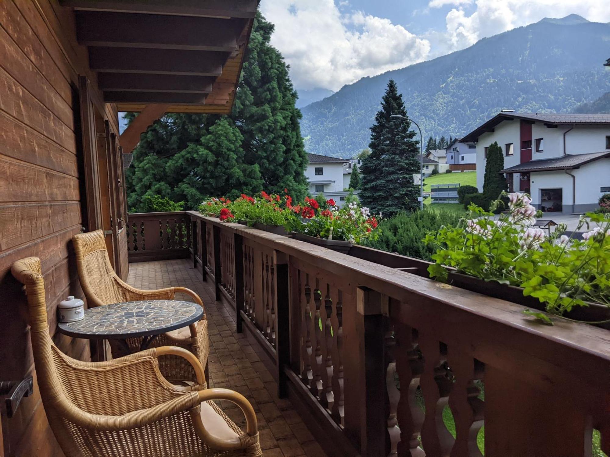 Montahaus Retro Apartments Vandans Rom bilde